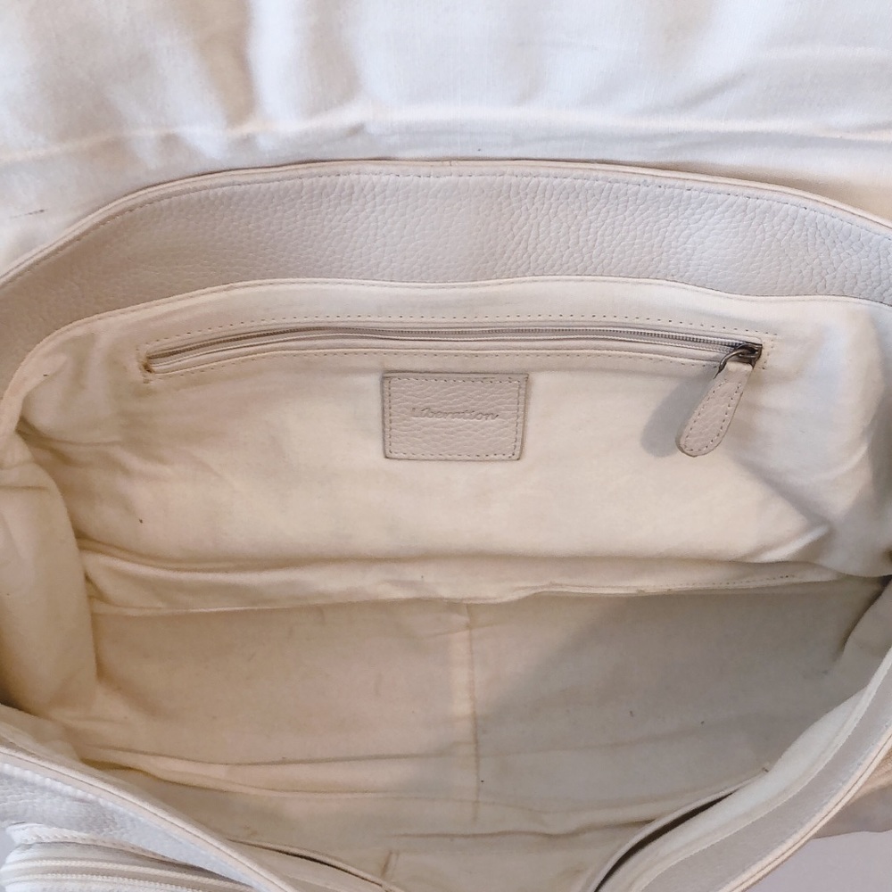 Liberation Handbag - Picture 6 of 7